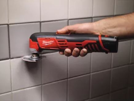 Milwaukee Akku-Multi-Tool C12 MT-202B